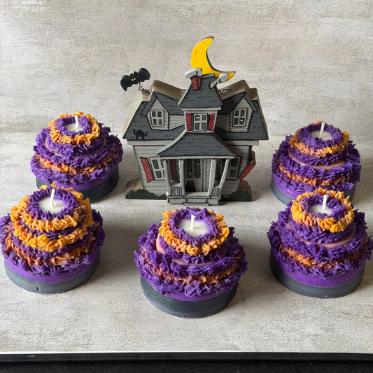 Haunted Pastry candle