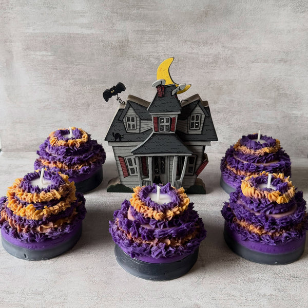 Haunted Pastry candle
